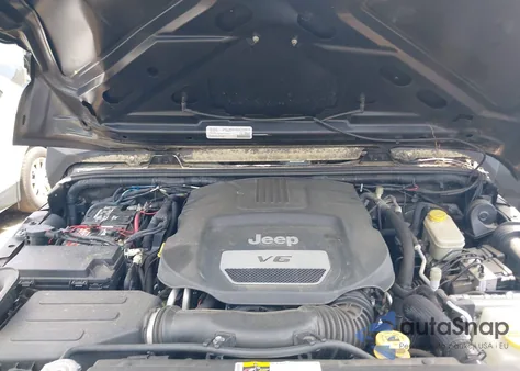 2016 Jeep Wrangler Unlimited Freedom из США, поврежденный, VIN 1C4BJWDG5GL162778